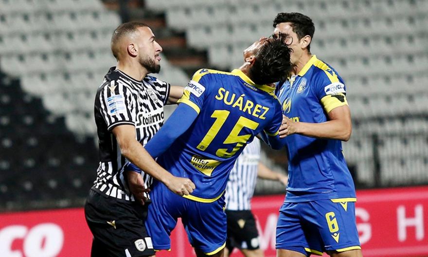 Ζήτησε πέναλτι και πήρε κόκκινη ο Ελ Καντουρί για κουτουλιά αλά… Ζιντάν  (video)