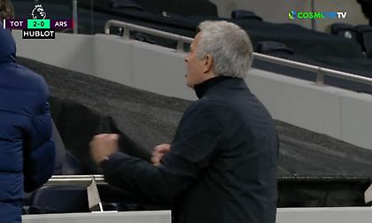 Έξαλλοι πανηγυρισμοί του Μουρίνιο μετά το ντέρμπι (video)