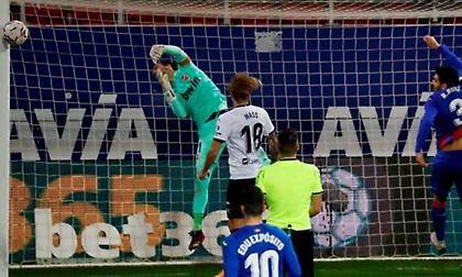 «Κόλλησαν» ‘Ειμπαρ, Βαλένθια