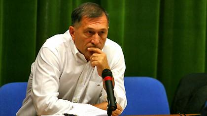 «Μαύρη ημέρα. Βασσάρας-Νταϊκόνου να πιαστούν χέρι-χέρι και να βουτήξουν στον Νταμποβίτα»