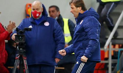 Σταματέλος: «Στον Ολυμπιακό δεν περιμένουν δώρο από κανέναν»