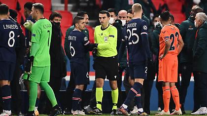 Προανήγγειλε ανακοίνωση ο πρώτος διαιτητής του Παρί-Μπασακσεχίρ