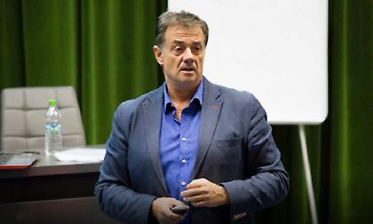 Οδηγία Βασσάρα για… σιωπή στους Ρουμάνους διαιτητές