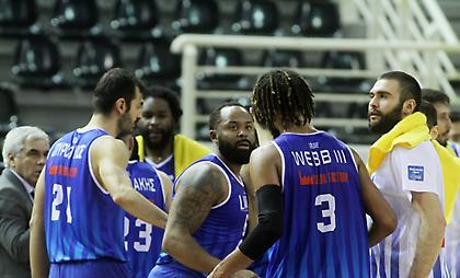 «Ξέρανε» τον ΠΑΟΚ με φοβερό κάρφωμα η Λάρισα