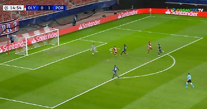 Απίθανο χαμένο τετ-α-τετ του Μασούρα (video)