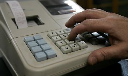 Ανοικτό το ενδεχόμενο να κατέβει ο πήχυς της εφορίας για τις e-αποδείξεις