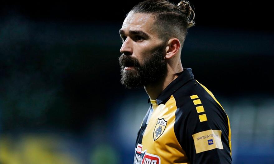 Άμεσα η πρόταση της ΑΕΚ στον Λιβάγια