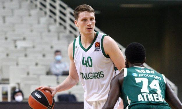 Γκριγκόνις: 24 πόντοι με 6/8 τρίποντα