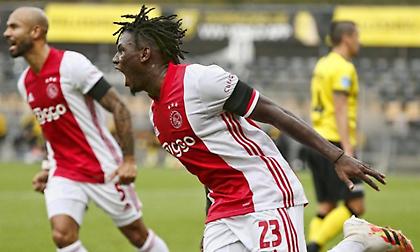 Σαρωτικός ο Αγιαξ