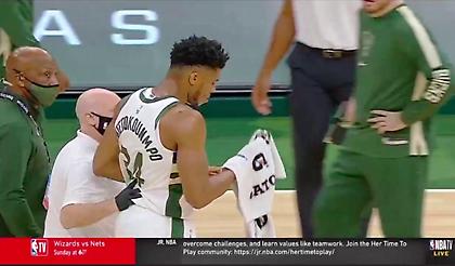 Μάτωσε από αγκωνιά ο Γιάννης (video)