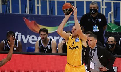 Ματσιούλις… for three