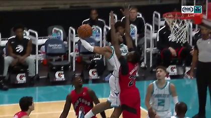 Απίστευτο κάρφωμα Μπρίτζες στο Top 10 (video)