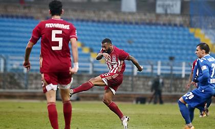 Ο Γκιγέρμε έβαλε το πρώτο του γκολ στον Ολυμπιακό την 26η, ο Εμβιλά την 10η…