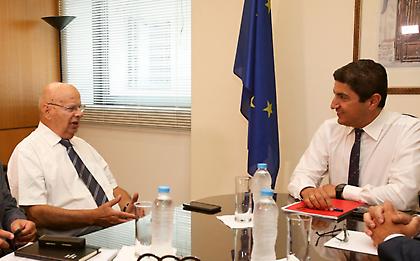 EOK κατά Αυγενάκη: «Εμείς είμαστε έτοιμοι για επανέναρξη. Εσείς;»