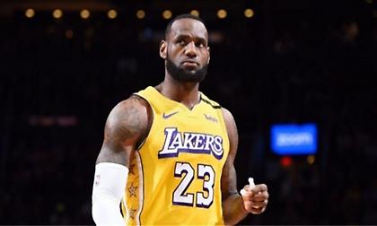 Λεμπρόν για την ανανέωση του Γιάννη: «Είναι υπέροχο που μένει»