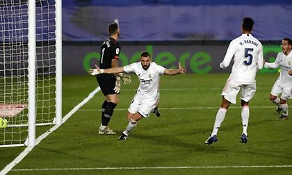 Μπενζεμά λαμπρός οδηγεί τη Ρεάλ στην κορυφή