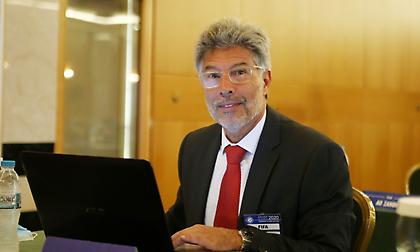 Αρχιδιαιτητής στην Τσεχία ο Περέιρα