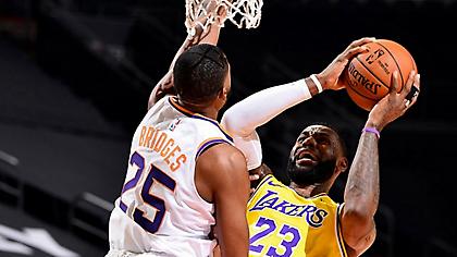 Μια ακόμα νίκη για Λέικερς – Σαρωτικοί οι Νάγκετς