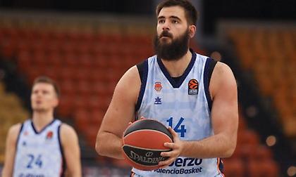 Ντούμπλιεβιτς: Ηγέτης στο «πάρτι» των ψηλών της Βαλένθια στην ρακέτα του Ολυμπιακού