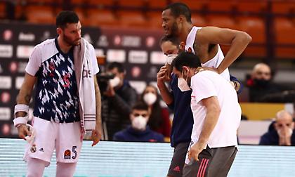 Ολυμπιακός-Ρεάλ: Αποχώρησε τραυματίας ο Ράντολφ (video)