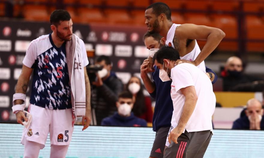 Ολυμπιακός-Ρεάλ: Αποχώρησε τραυματίας ο Ράντολφ (video)