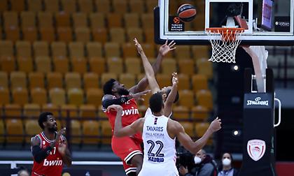 Φοβερή τάπα του ΜακΚίσικ και άψογη συνεργασία Σπανούλη-Μάρτιν! (video)