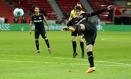 «Εκτέλεσε» τον Νόιερ ο Σικ, προβάδισμα για Λεβερκούζεν! (video)