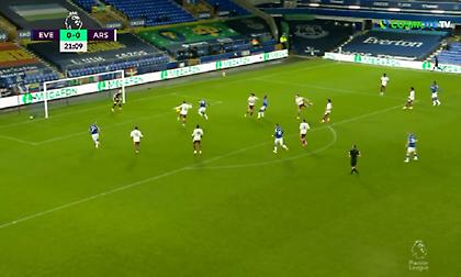 Προβάδισμα της Έβερτον με αυτογκόλ του Χόλντινγκ (video)