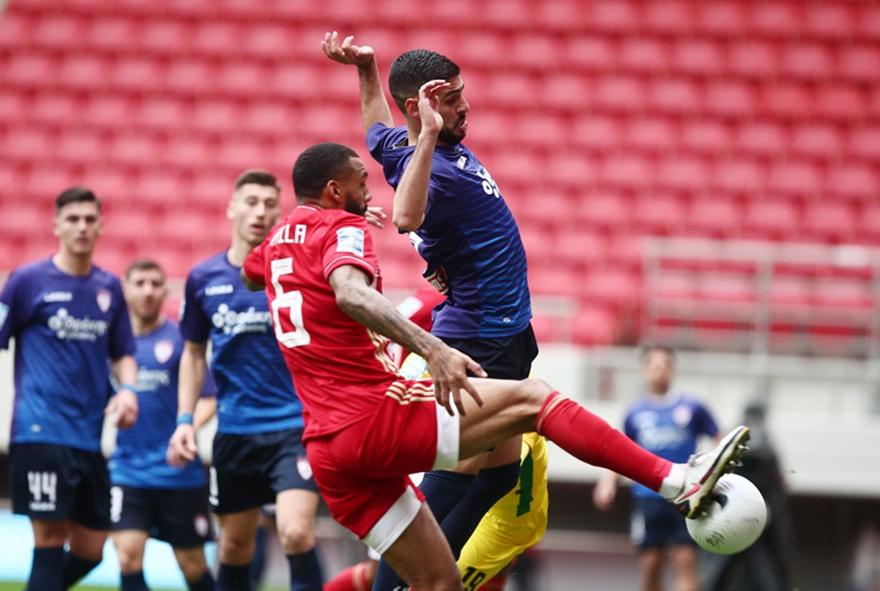 Απάντησε με τον ίδιο τρόπο στον Ολυμπιακό η ΑΕΛ