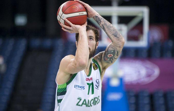 Ζορίστηκε αλλά «καθάρισε» η Ζαλγκίρις