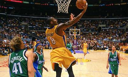 ΡΕΤΡΟ: Όταν ο Κόμπι είχε 62 πόντους και όλοι οι Μάβερικς 61!