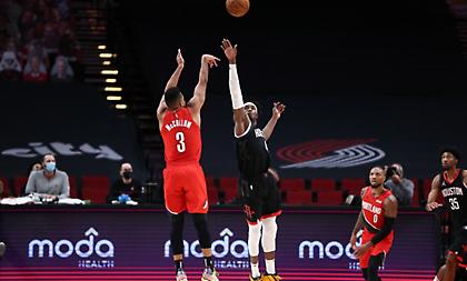 Ο ΜακΚόλουμ νίκησε τον Χάρντεν