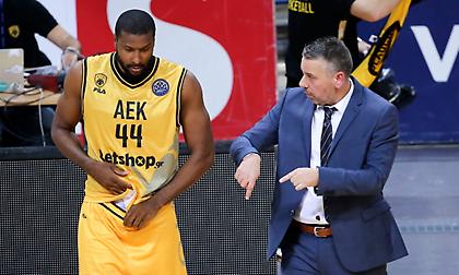 Άτυχος ξανά ο Σλότερ στην ΑΕΚ