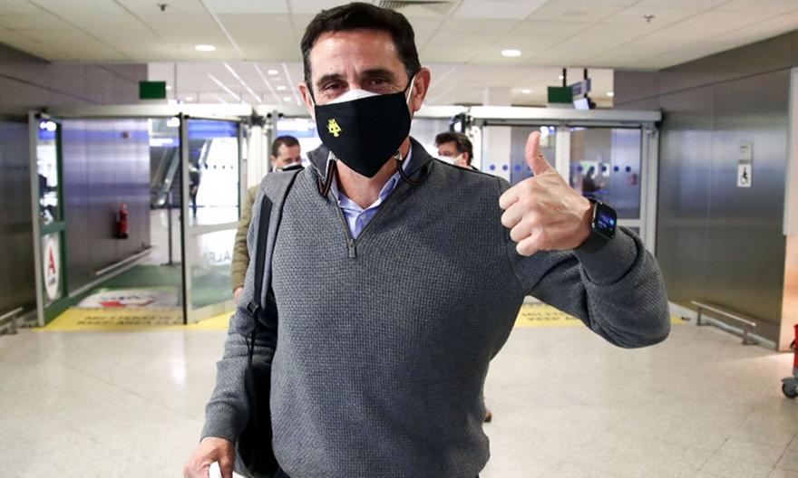 Στα Σπάτα ο Χιμένεθ