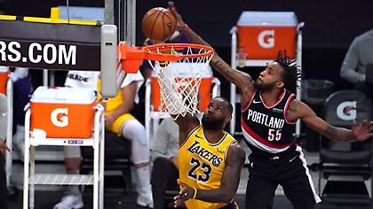 Ο Ντέρικ Τζόουνς τάπωσε και… την είπε στον Λεμπρόν