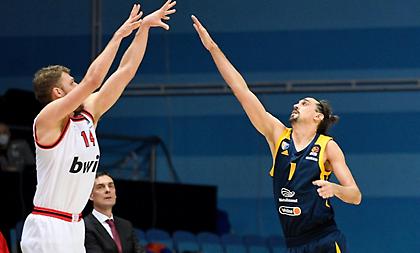 Τρομερός Ολυμπιακός από τα 6,75 (vids)