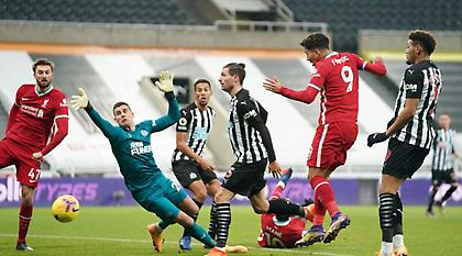 Έπεσε στον Ντάρλοου και σκόνταψε ξανά η Λίβερπουλ