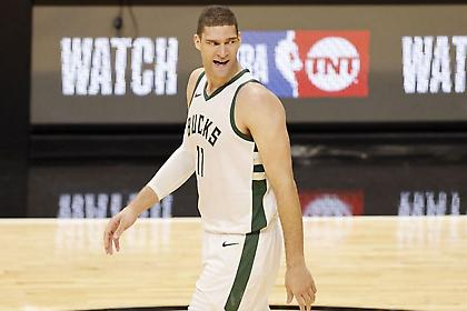 Ο Μπρουκ Λόπεζ αναπαρέστησε το θέατρο του Αντεμπάγιο