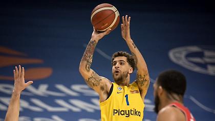 Συνέτριψε τη Χάποελ η Μακάμπι στο ντέρμπι με τρομερό Γουίλμπεκιν