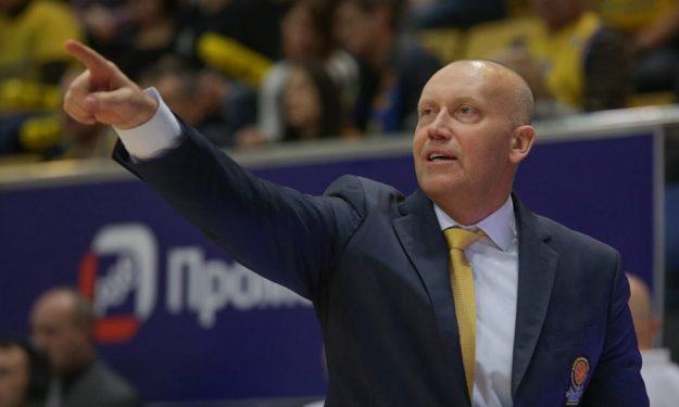 Χίμκι: Άμυνα, τι δύσκολο πράγμα