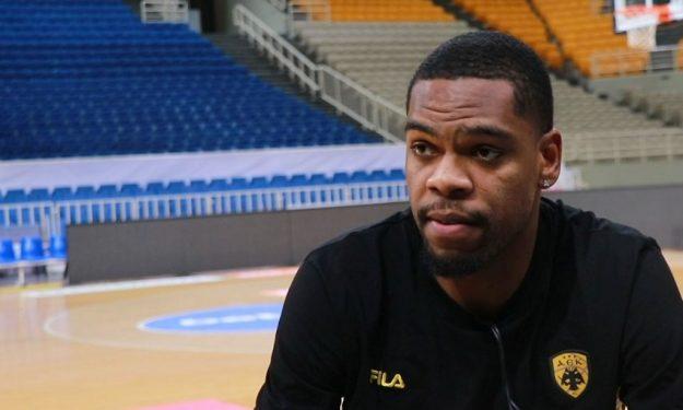 Γιανίκ Μορέιρα: «Eυλογημένος στην ΑΕΚ με τέτοιους συμπαίκτες»