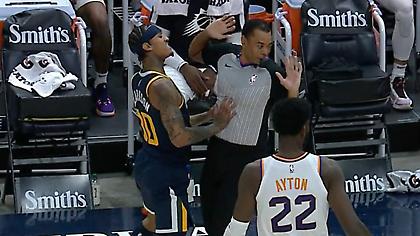 Έσπρωξε διαιτητή ο Κλάρκσον (video)