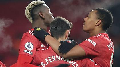 Νίκησε και πάτησε κορυφή η Μαν. Γιουνάιτεντ