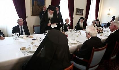Έκτακτη ΔΙΣ τη Δευτέρα 4/1 μετά την απαγόρευση πιστών σε εκκλησίες τα Θεοφάνεια