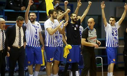 Ηρακλής ανατροπής «τσάκισε» τη Λάρισα