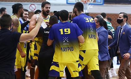 Οι πανηγυρισμοί του Λαυρίου για τη νίκη επί του Παναθηναϊκού (video)