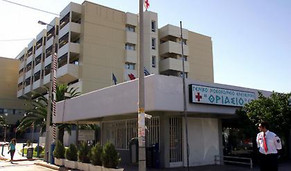 Διασωληνωμένος νοσηλεύεται ο υποδιοικητής του Θριάσιου - Είχε εμβολιαστεί