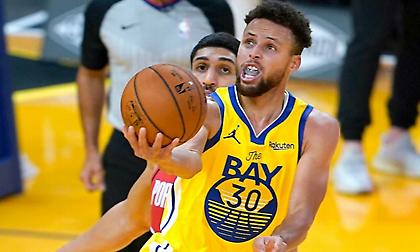 Μυθικός Κάρι, έβαλε 62 πόντους κι έκανε ρεκόρ