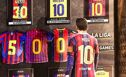 Έφτασε τα 500 ματς στη La Liga ο Μέσι – Το απίθανο σκίτσο της Μπαρτσελόνα