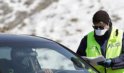 Καλάβρυτα: Νεαροί εντοπίστηκαν κοντά στο χιονοδρομικό κέντρο με χαρτί βοήθειας ηλικιωμένου
